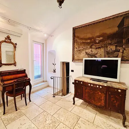 Loft Mirasole Апартаменты *